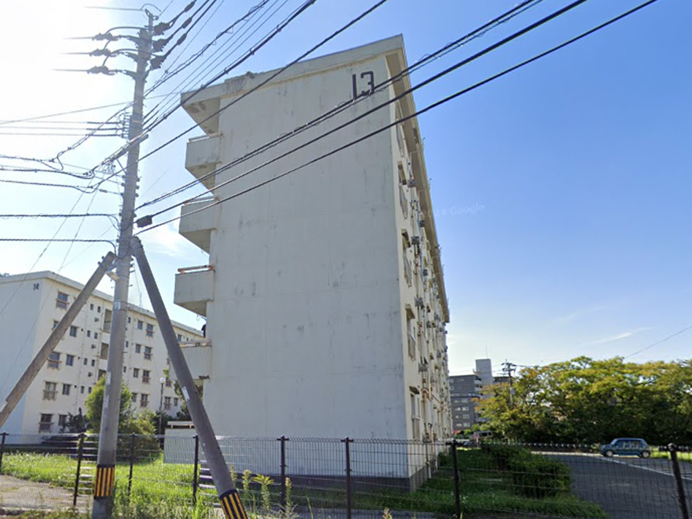 公務員宿舎外観